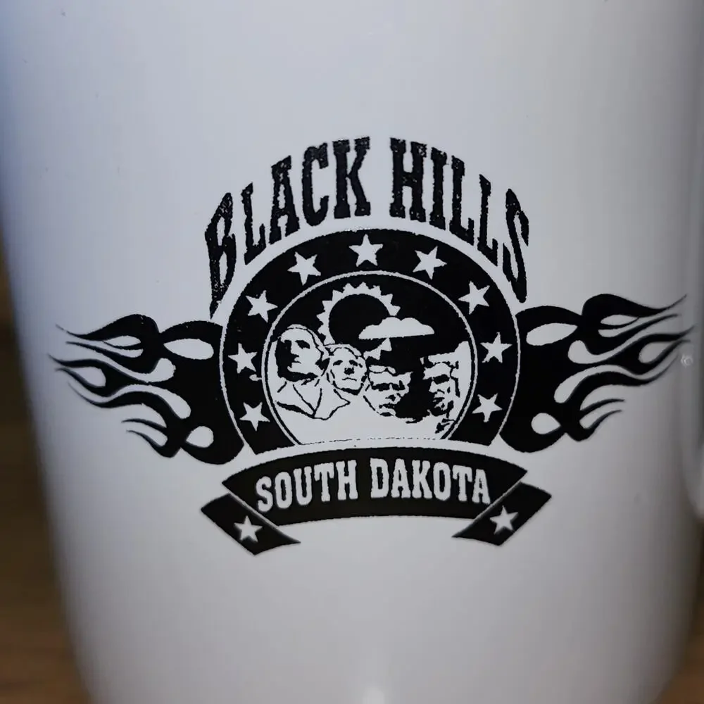 Vintage Black Hills South Dakota Mt. Rushmore Souvenir Coffee Mug White & Black